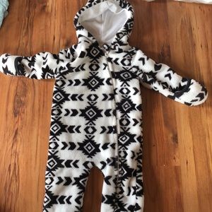 Little beginnings fuzzy bodysuit